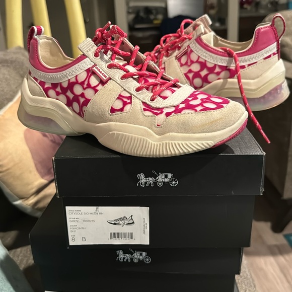 8B, Pink and white Coach sneakers - Picture 1 of 2